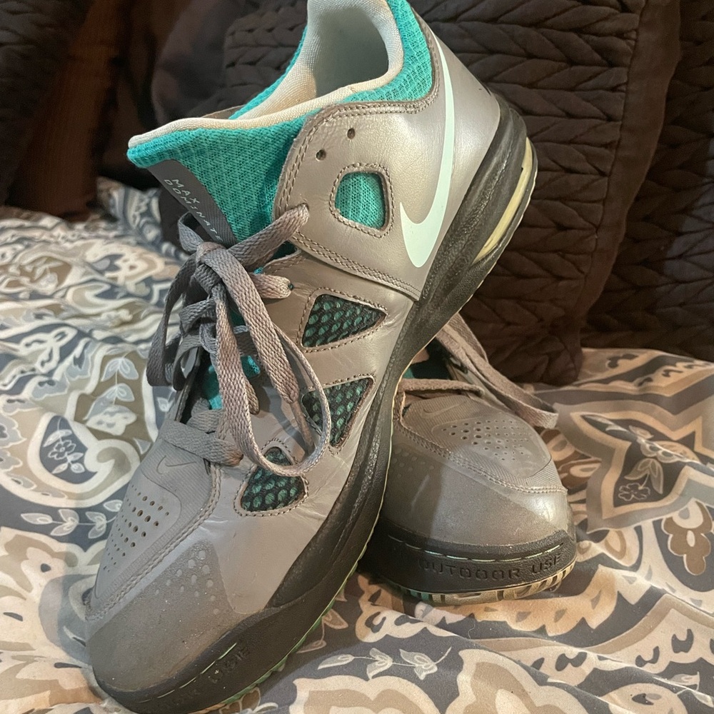 Nike Men’s Silver and Teal Athletic Shoes